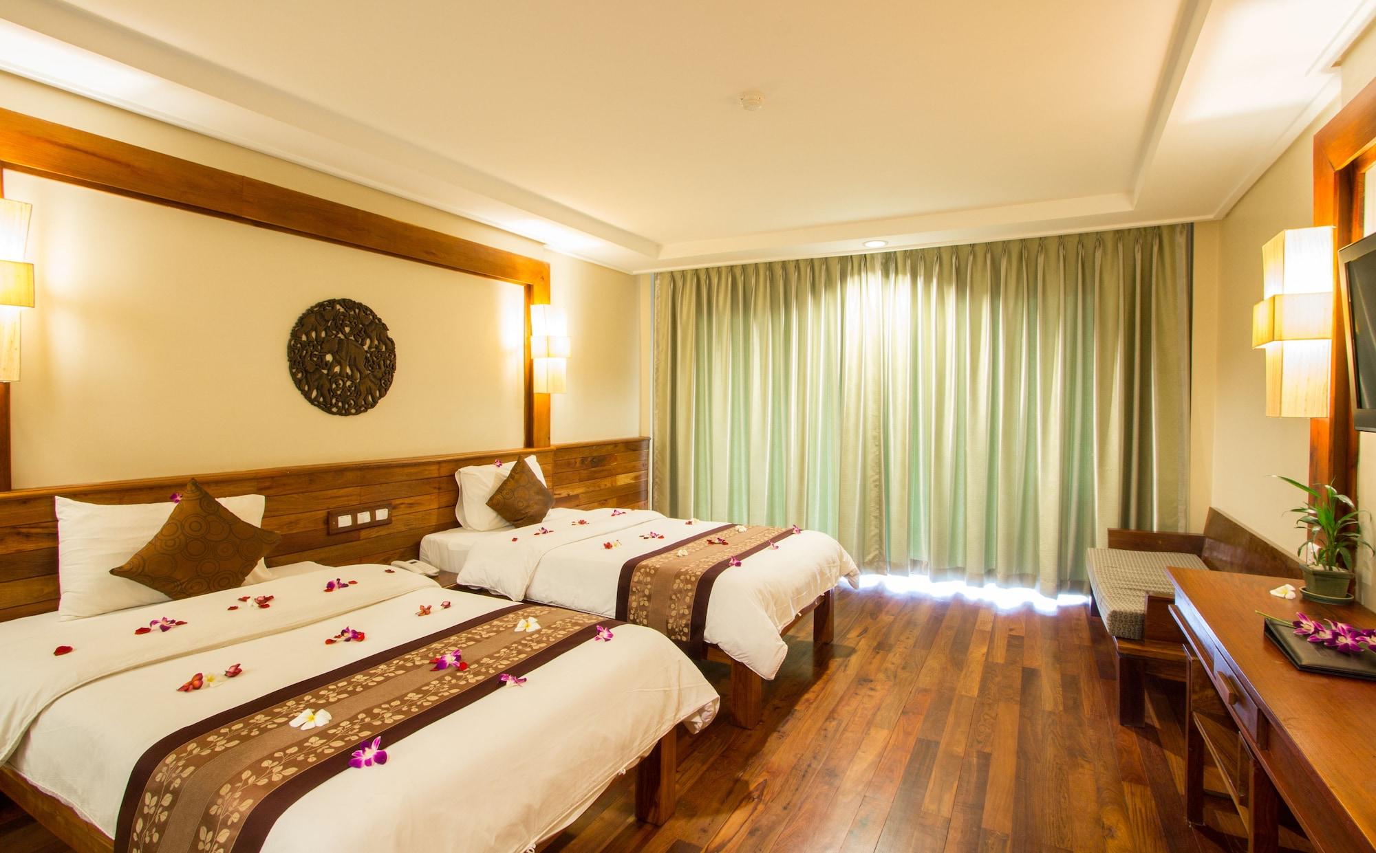 Royal Empire Premium Hotel Сиемрип Экстерьер фото