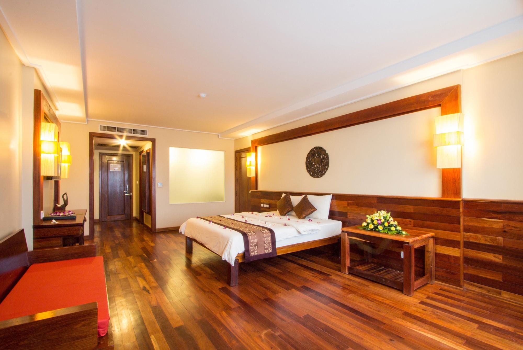 Royal Empire Premium Hotel Сиемрип Экстерьер фото