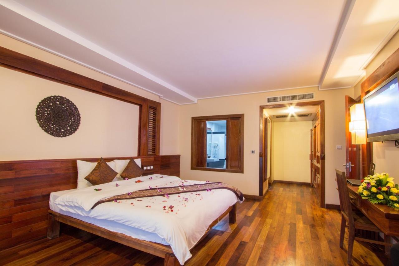 Royal Empire Premium Hotel Сиемрип Экстерьер фото