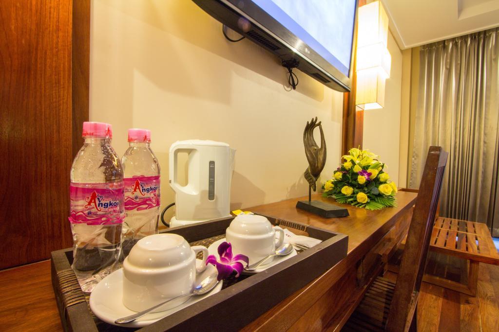 Royal Empire Premium Hotel Сиемрип Экстерьер фото