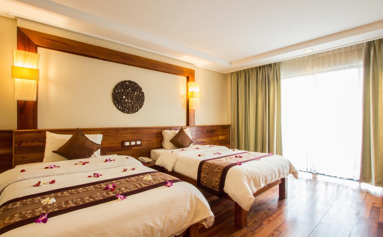 Royal Empire Premium Hotel Сиемрип Экстерьер фото